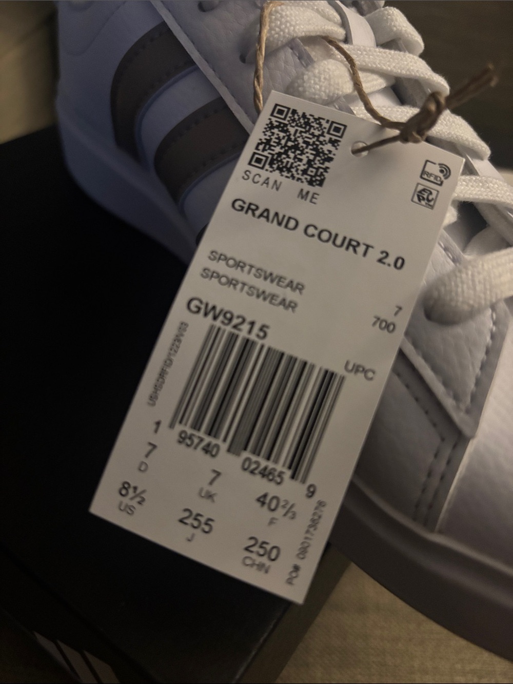 adidas Women’s White Sneakers Grand Court 2.0 with Accents 8.5 New - Picture 4 of 5